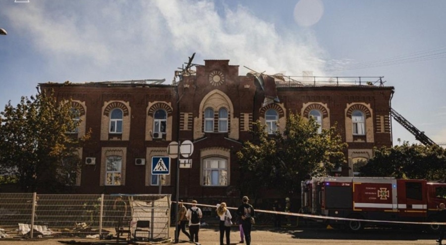 Rusya, Ukrayna'da üniversite binasını hedef aldı