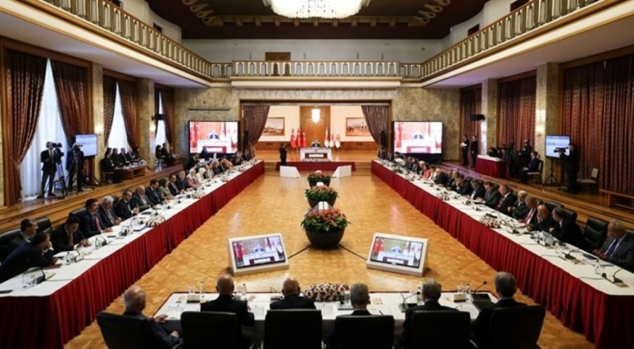 Süreç komisyonu bugün toplanıyor: Akademisyenler dinlenecek