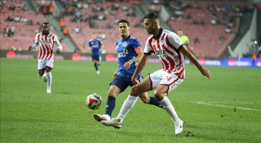 Samsunspor ile Kasımpaşa berabere kaldı