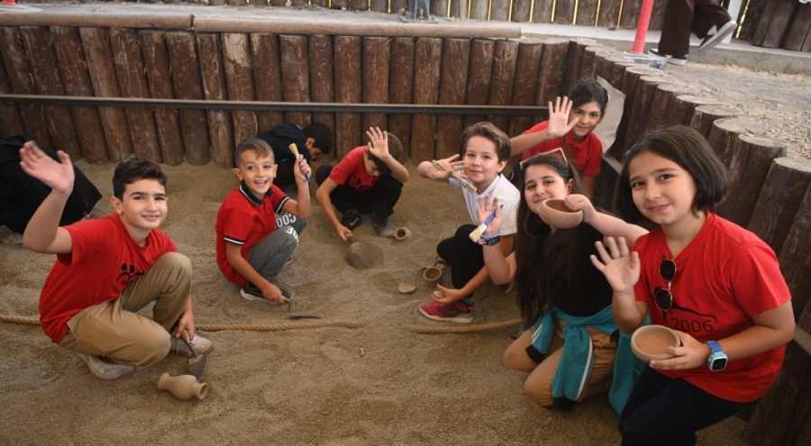 Bursa'da 8500 yıllık Aktopraklık Höyük Arkeopark'ta zaman yolculuğu başlıyor