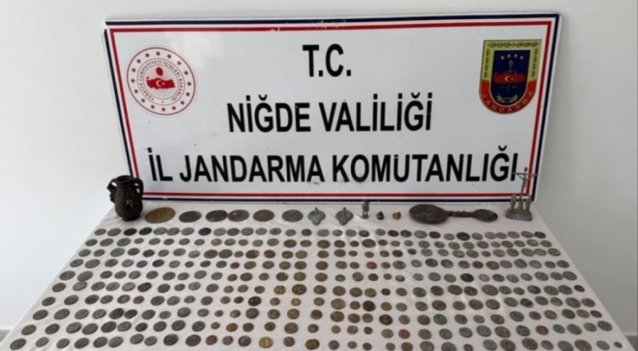 Otogarda 334 parça tarihi eser ele geçirildi