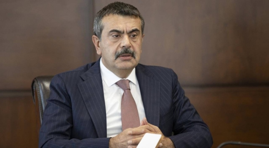Bakan Tekin hakkında suç duyurusu!