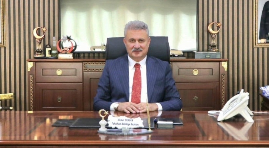 AK Parti'li belediye başkanı gözaltına alındı