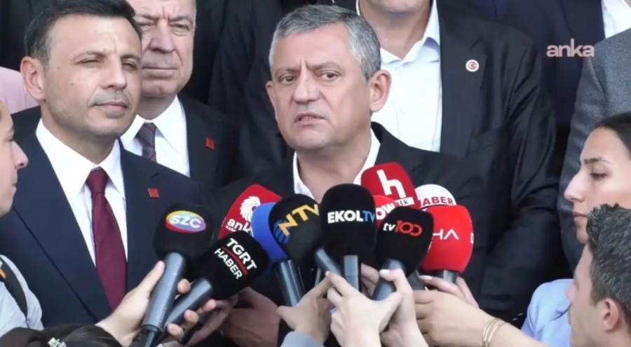 Özel'den, Erdoğan'a 'Boeing alımı' yanıtı: 'Canlı yayında Trump'a ayarı ver, seni karşılayıp elin...