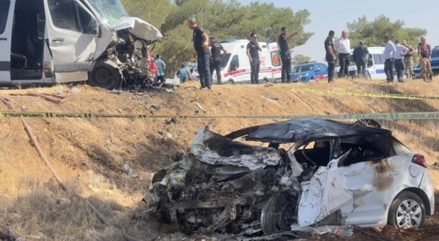Ceylanpınar'da feci kaza! Çok sayıda ölü ve yaralı var