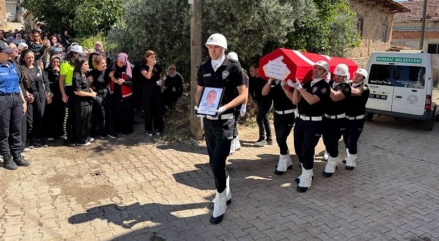 Kaza kurbanı polise gözyaşlarıyla veda