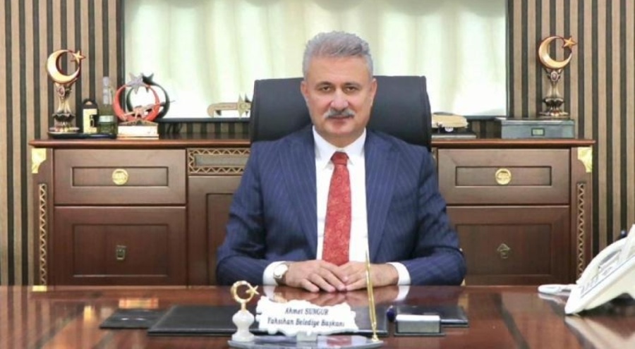 AK Parti'li Yahşihan Belediye Başkanı Ahmet Sungur görevinden uzaklaştırıldı