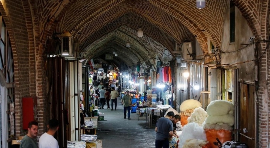 Selçuklular döneminden kalan Tebriz Kapalı Çarşısı yüzyıllar boyunca ticaretin ve kültürün simges...