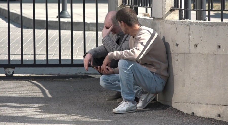 Bursa'da 3 kişinin yanarak can verdiği yangını gözyaşları içinde anlattı