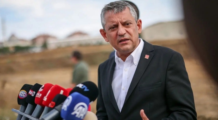 AK Parti'den Özgür Özel hakkında suç duyurusu