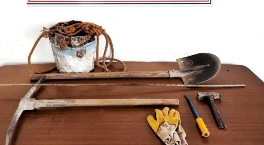 İzinsiz kazı yapan 2 kişi suçüstü yakalandı