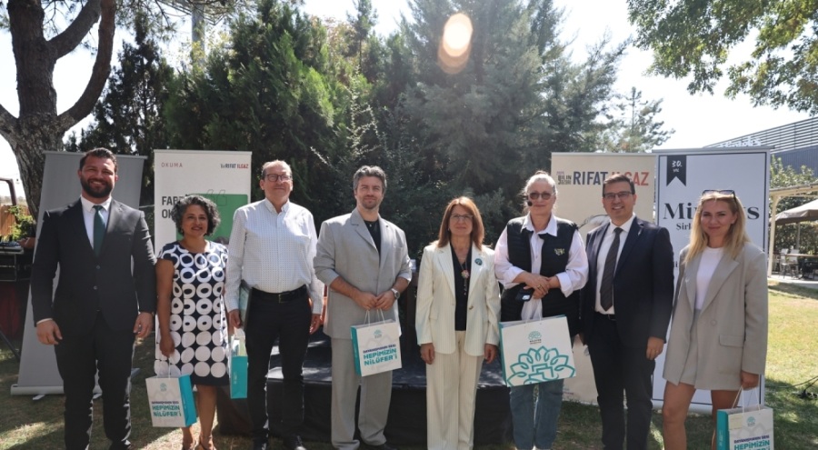 Usta oyuncu Vahide Perçin, Nilüfer'de Rıfat Ilgaz'ı konuştu