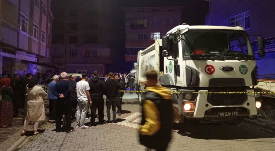 Çöp kamyonunun altında kalan kadın hayatını kaybetti!