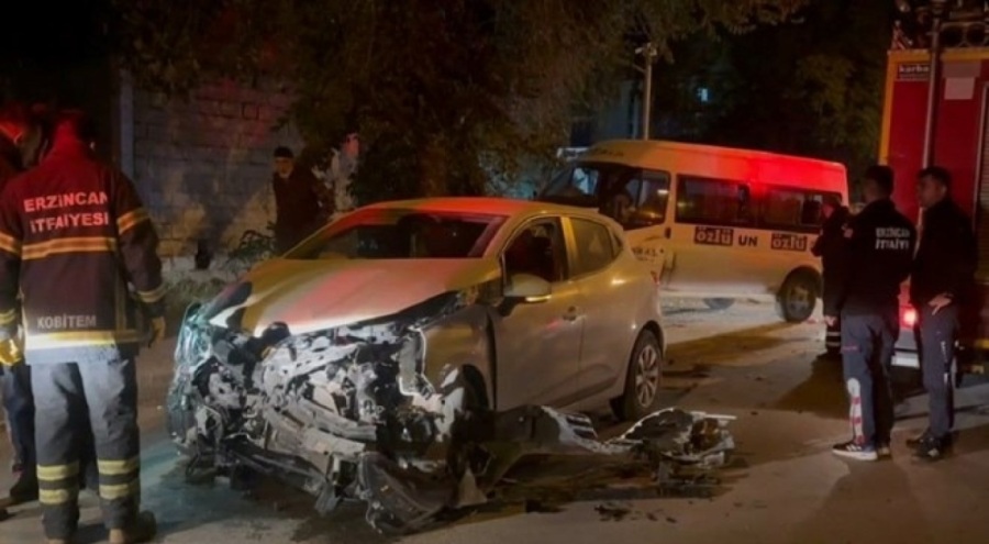 Araçlar hurdaya döndü