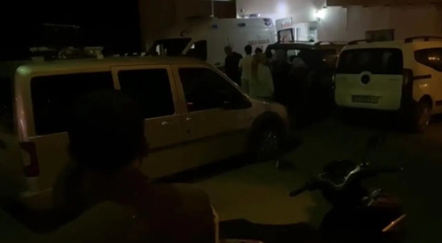 Otomobil tarandı! Ölü ve yaralı var