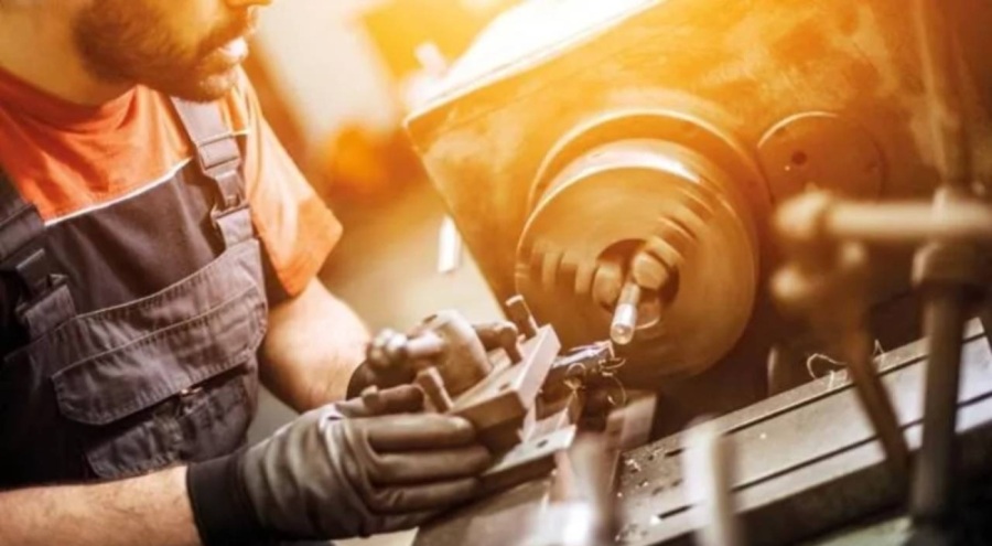 İmalat sanayisinde kapasite kullanımı eylülde arttı