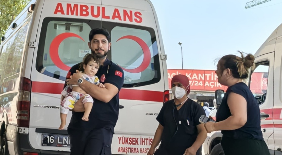 Bursa'da Maraş otu yutan 1 yaşındaki bebek hastaneye kaldırıldı
