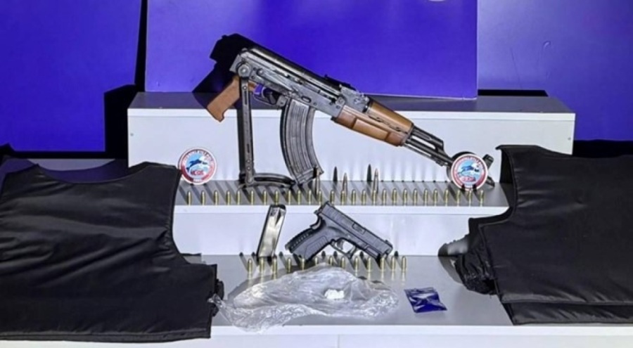 Kırmızı bültenle aranıyordu, uyuşturucu operasyonunda yakalandı