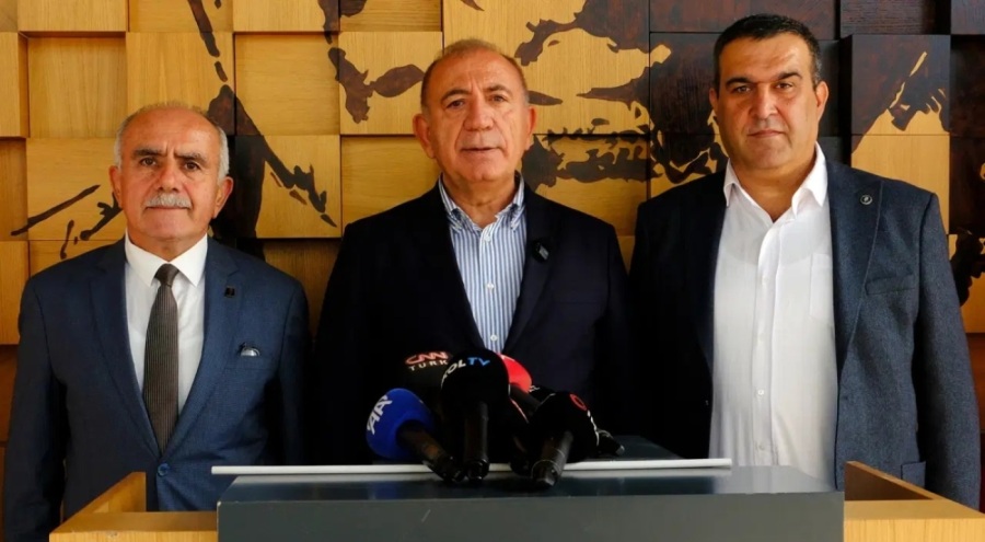 Kayyum Gürsel Tekin'den ilk açıklama: 'Sabırla bekliyoruz, beni zorlamayın'