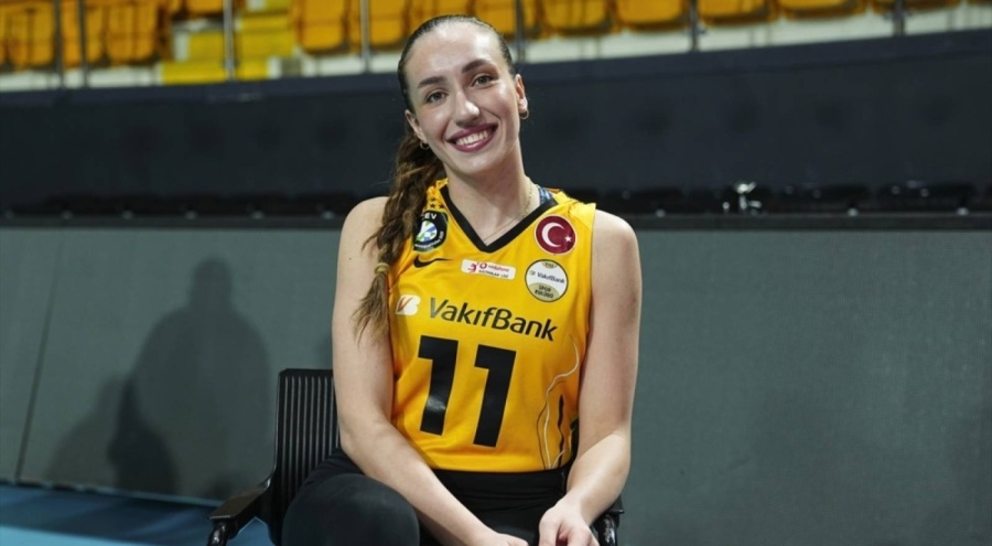 VakıfBank'tan pasör Sıla Çalışkan sakatlandı