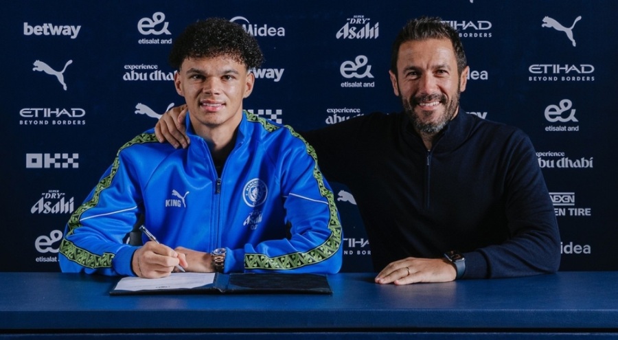 Manchester City, Nico O'Reilly'nin sözleşmesini uzattı