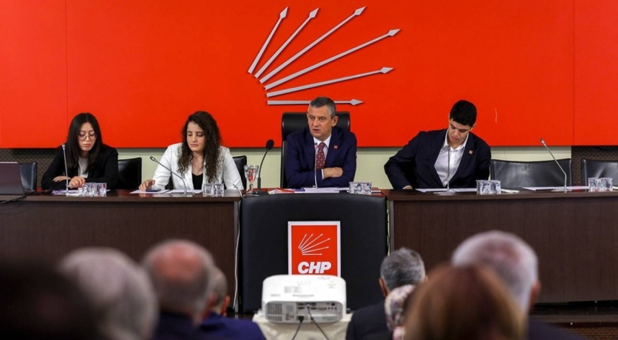 CHP'de Merkez Yönetim Kurulu değişmedi!