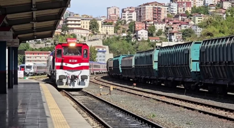 Turistik Karaelmas Ekspresi, Zonguldak'ta