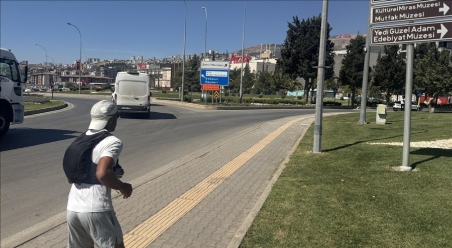 Türk kültürünü tanıtmak amacıyla 35 gündür koşan gurbetçi Kahramanmaraş'a vardı