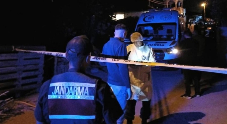 Kırşehir'de kan donduran olay: Anne ve baba hayatını kaybetti, akrabalar yaralı