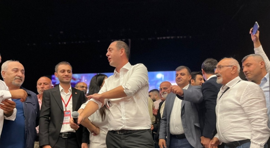 CHP Bursa Yıldırım'da Ahmet Keskin başkan seçildi