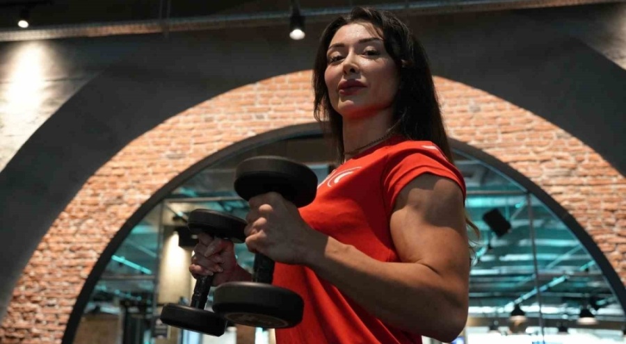 Arkadaş tavsiyesiyle başlayan yolculuk, Buse Ercan'ı Türkiye şampiyonu yaptı