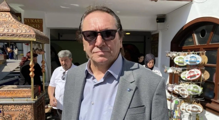 Hüsnü Çoban'a benzerliğiyle görenleri şaşırtıyor