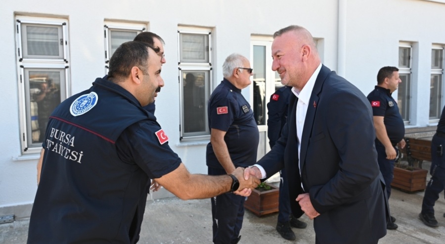 Karabatı: "Kahraman itfaiyecilerimizin her zaman yanındayız"