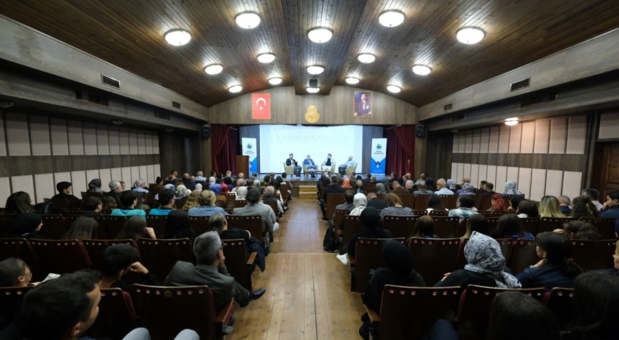 İnegöl'de ahilik haftası paneli gerçekleştirildi