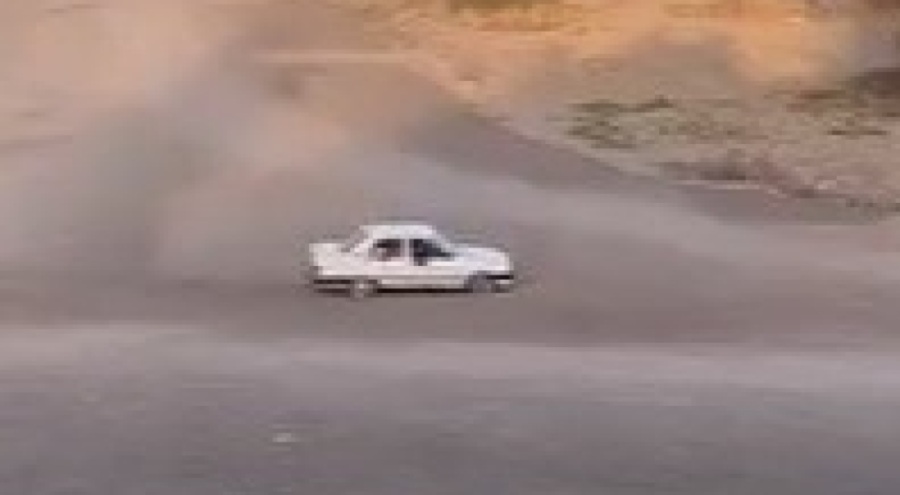 Elazığ'da kural tanımaz sürücü drift yaptı, arkadaşı kayda aldı