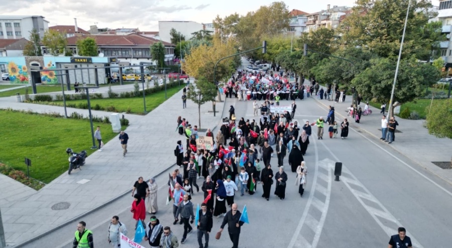 Bursa'da İsrail'in Küresel Sumud Filosu'na saldırıları protesto edildi