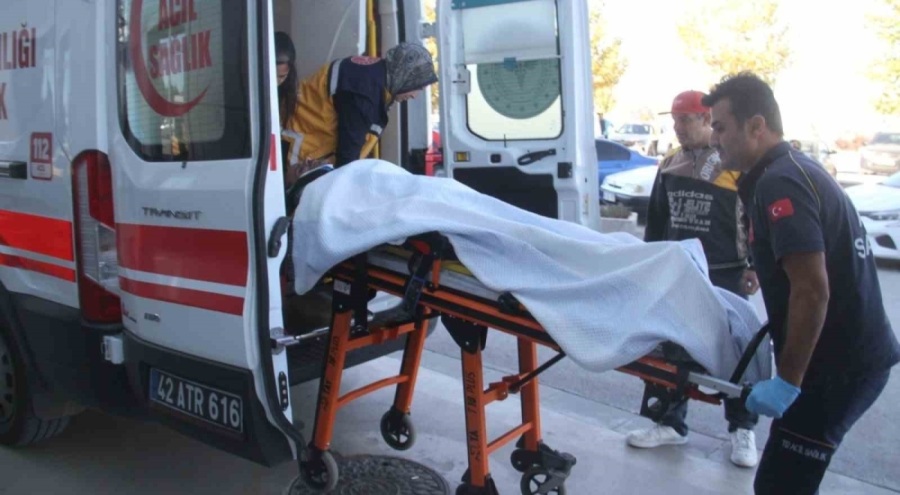 Konya'da inşaattan düşen işçi hastanelik oldu