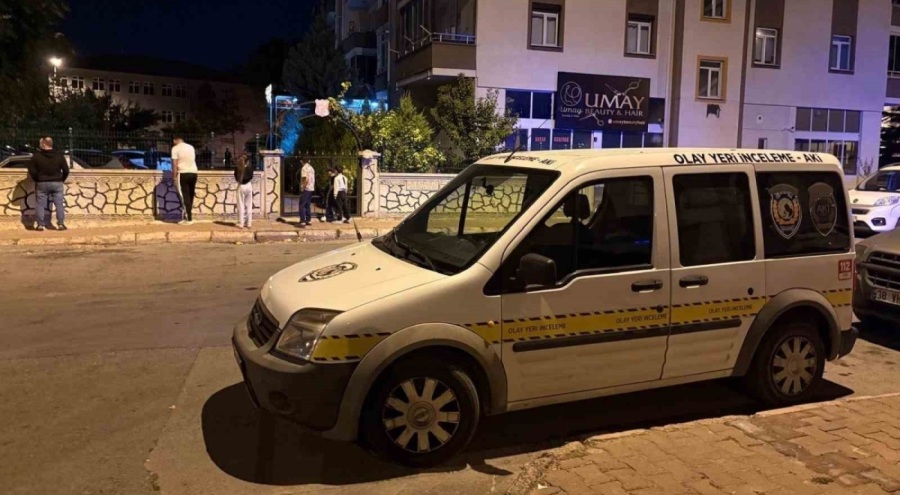 Kayseri'de babası ölü bulunan genç intihar etti