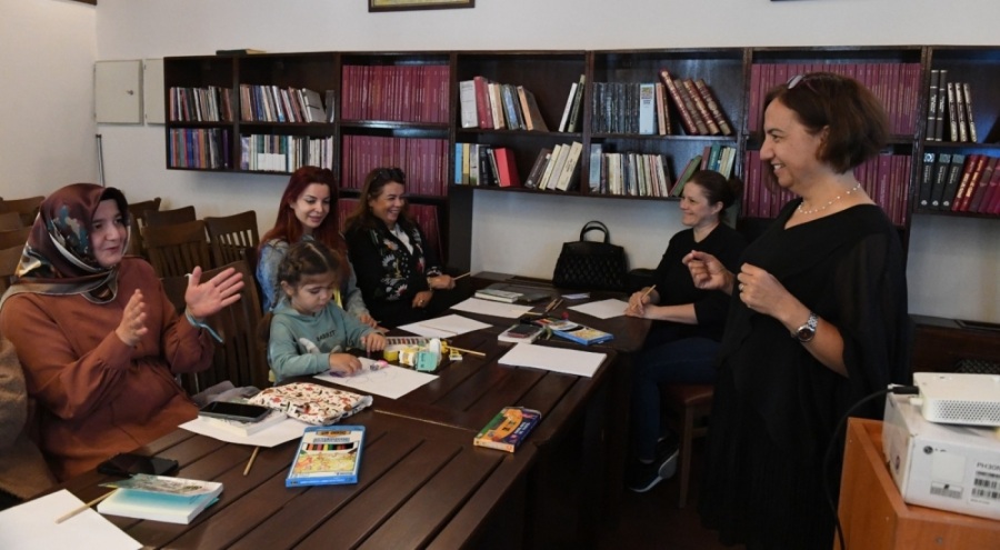 Veliler Osmangazi'de kitap yolculuğuna çıktı