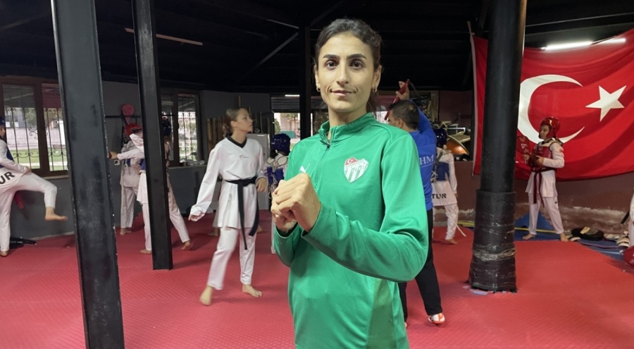 Milli tekvandocu Hatice Kübra İlgün, dünya şampiyonasına hazırlanıyor
