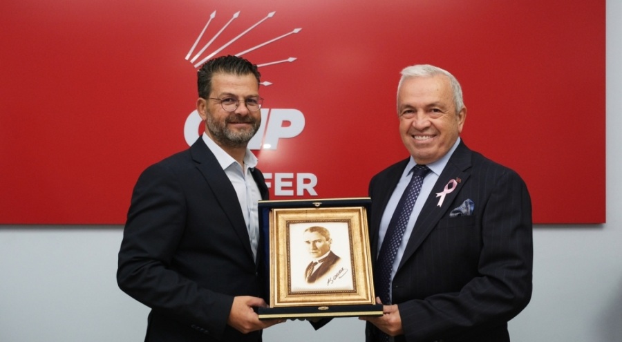 Nilüfer Belediye Başkanı Özdemir'den CHP Nilüfer İlçe Yönetimine hayırlı olsun ziyareti