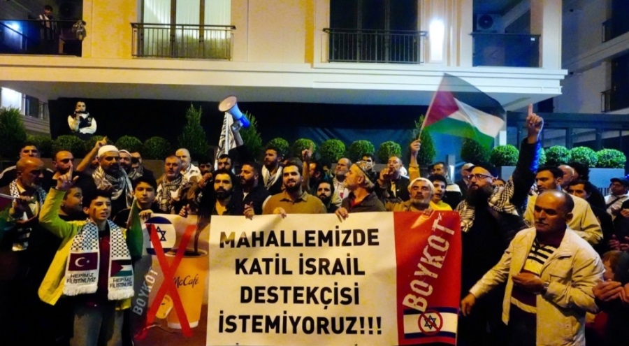 İstanbul'da McDonald's protestosu