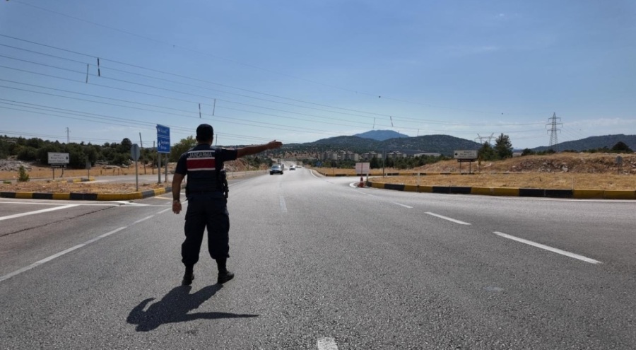 Antalya-Konya kara yolu ulaşıma kapatıldı