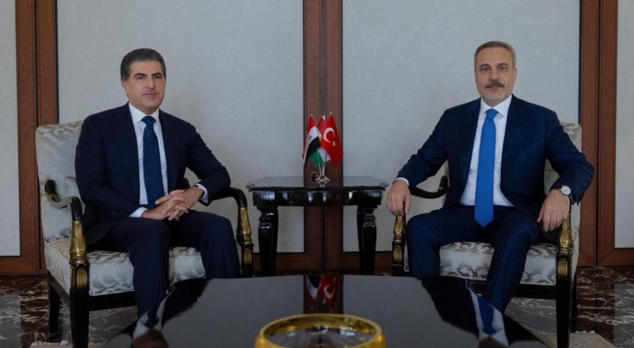 Bakan Fidan, IKBY Başkanı Barzani ile görüştü