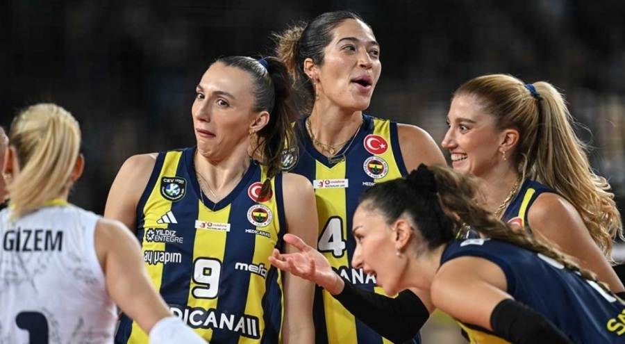 Fenerbahçe Medicana, Vakıfbank'ı devirerek şampiyonluğa ulaştı