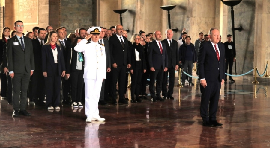 Rumelisiad'dan 20. yıl etkinlikleri kapsamında Anıtkabir ziyareti