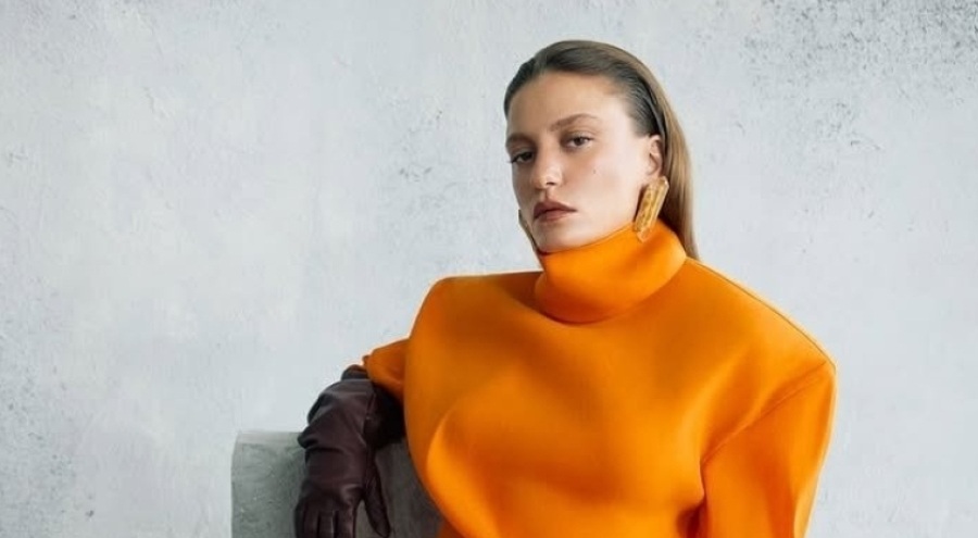 Serenay Sarıkaya'nın İngilizcesi gündem oldu!