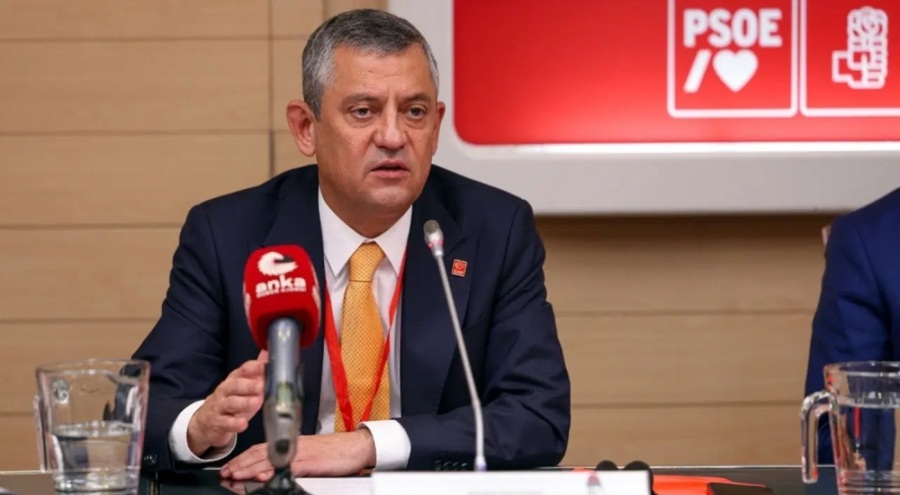 Özgür Özel, Sosyalist Enternasyonel'de konuştu