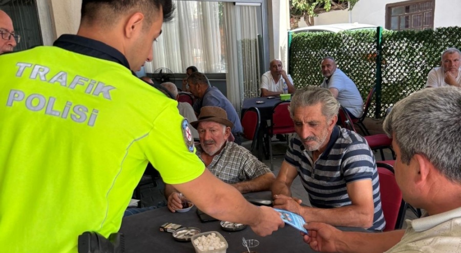 Harmancık'ta esnaf ve vatandaşlar polis ekiplerince bilgilendirildi