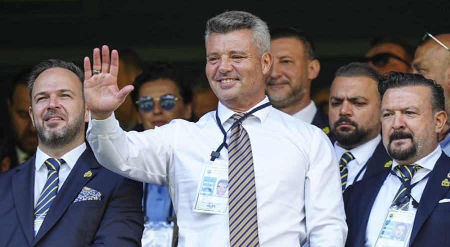 Fenerbahçe Yönetim Kurulu'nda görev değişiklikleri KAP'a bildirildi